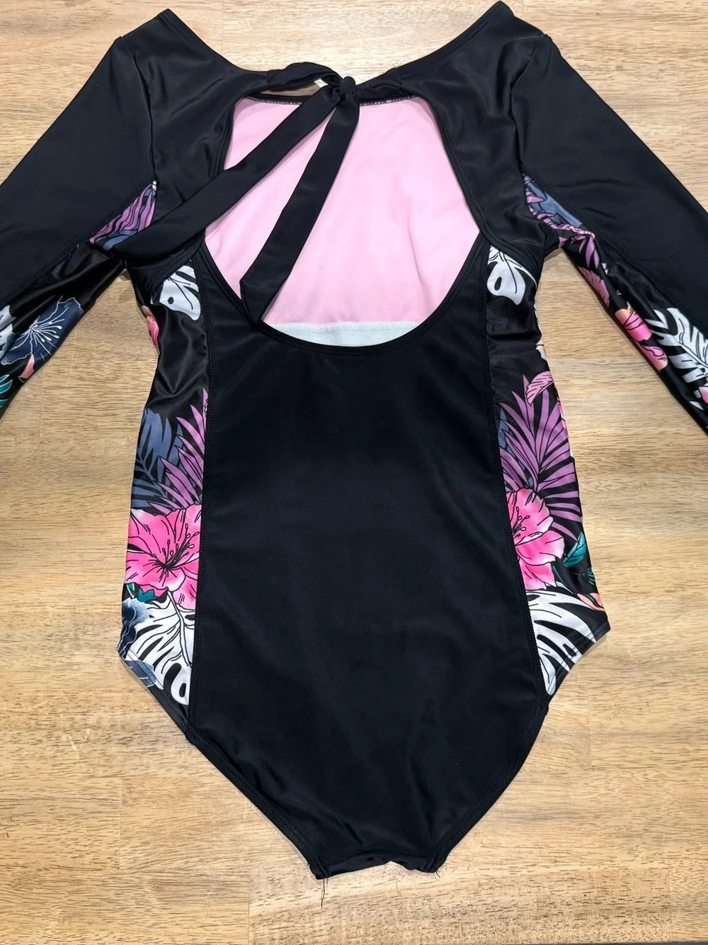 Justice Girls Black & Pink One Piece Rash Guard Swimsuit XL 16/18
